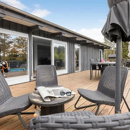Amazing In With Wifi Holiday home
